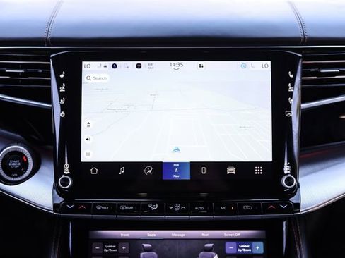 Used 2022 Jeep Grand Wagoneer Series III w/ Flexible Seating Group AWD/4WD image 43
