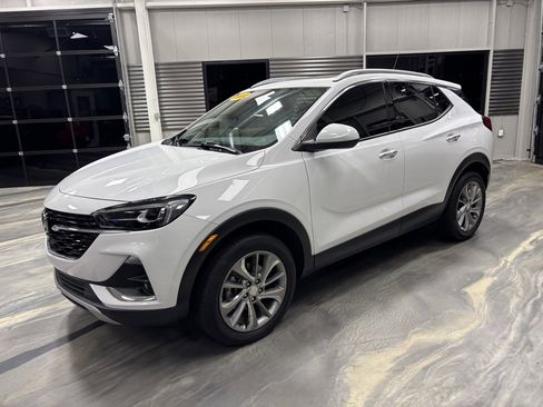 Used 2022 Buick Encore GX Essence w/ Experience Buick Package image 38