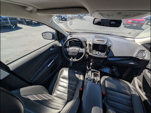 Certified 2018 Ford Escape Titanium AWD/4WD image 14