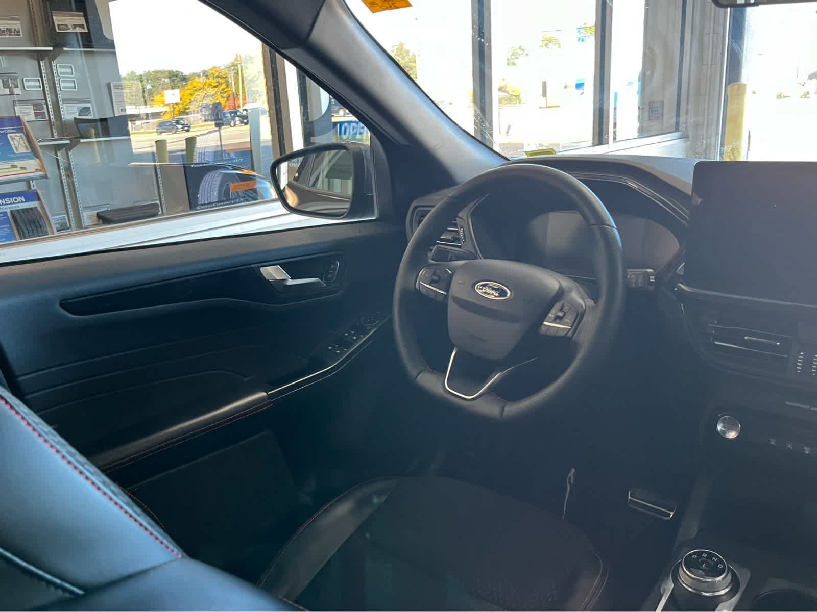 Used 2023 Ford Escape ST-Line w/ Tech Pack #1 FWD image 14