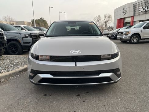 Used 2025 Hyundai Ioniq 5 SE image 4