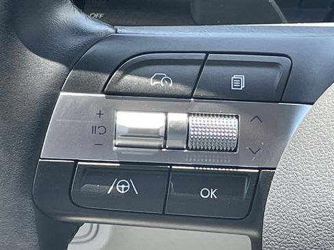 Used 2025 Hyundai Kona SEL AWD/4WD image 18