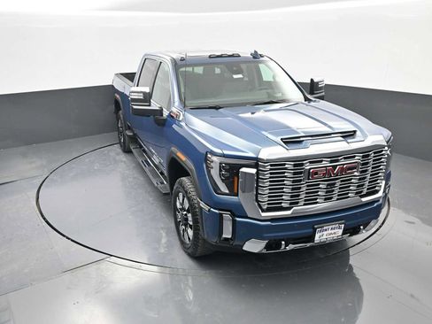 New 2026 GMC Sierra 2500 Denali w/ Denali Reserve Package image 27