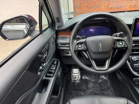 Used 2022 Lincoln Corsair Reserve w/ Equipment Group 201A image 13