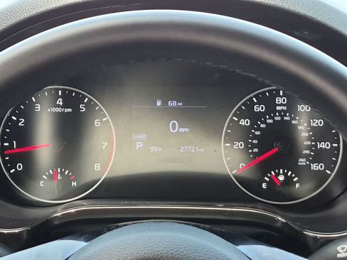 Used 2023 Kia Seltos S w/ Navigation Package FWD image 11