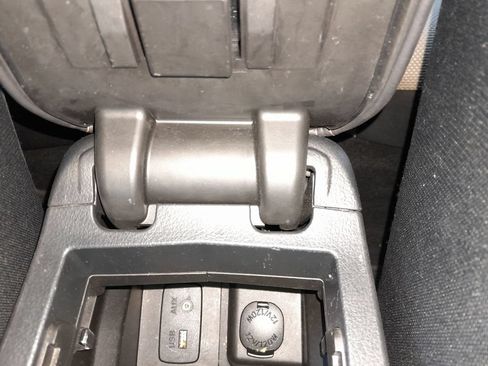Used 2017 Subaru Crosstrek 2.0i Premium AWD/4WD image 28