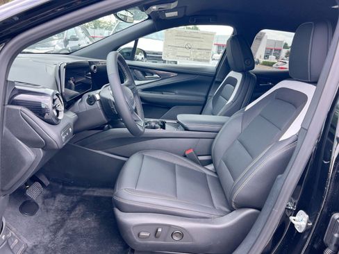 New 2026 Chevrolet Blazer EV LT image 12