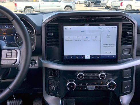 Used 2023 Ford F150 XLT image 6