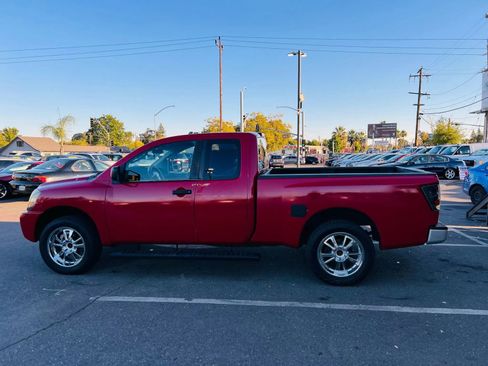 Used 2005 Nissan Titan XE image 8