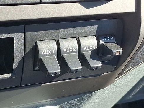 Used 2023 Ford F650 2WD Regular Cab Super Duty image 22