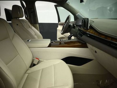 Used 2024 Cadillac Escalade Sport Platinum RWD image 57