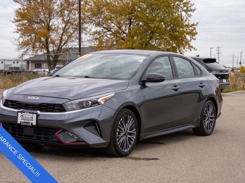 Used 2023 Kia Forte GT-Line w/ GT-Line Premium Package image 3