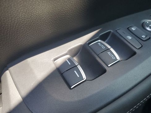 Used 2024 Honda HR-V EX-L image 24