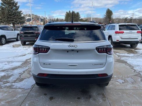 Certified 2025 Jeep Compass Limited image 5