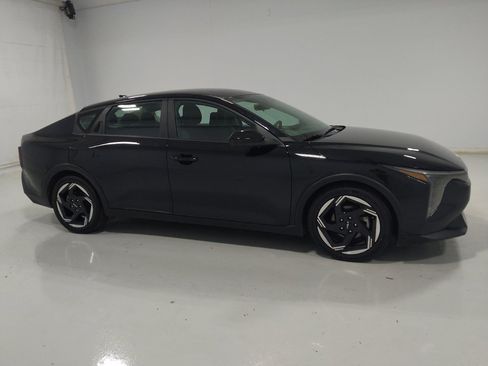 Used 2025 Kia K4 EX FWD image 11