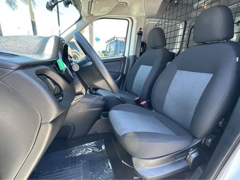 Used 2022 RAM ProMaster City Tradesman FWD image 7