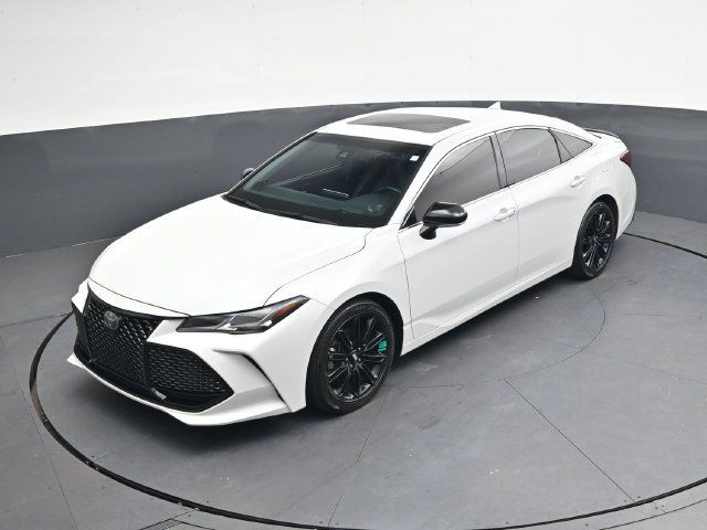 Used 2019 Toyota Avalon Touring FWD image 29