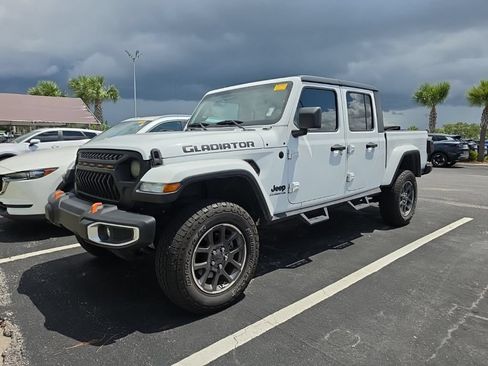 Used 2020 Jeep Gladiator Sport AWD/4WD image 5