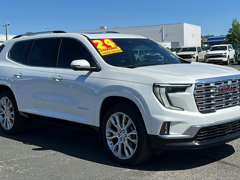 Used 2024 GMC Acadia Denali w/ Super Cruise Package AWD/4WD image 3