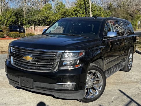 Used 2016 Chevrolet Suburban LTZ image 1