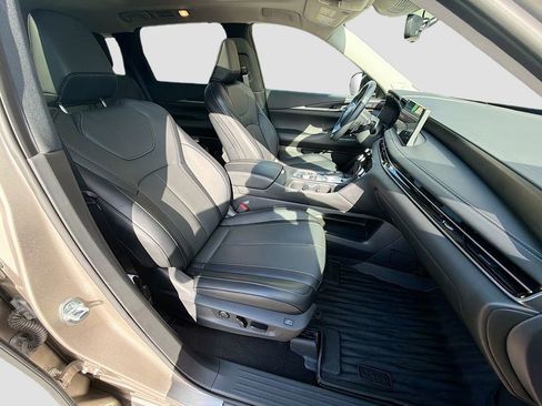 Used 2023 INFINITI QX60 Sensory w/ Cargo Package AWD/4WD image 15
