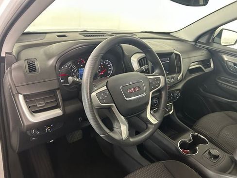 Used 2024 GMC Terrain SLE FWD image 13