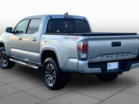 Used 2022 Toyota Tacoma TRD Sport w/ Technology Package AWD/4WD image 12