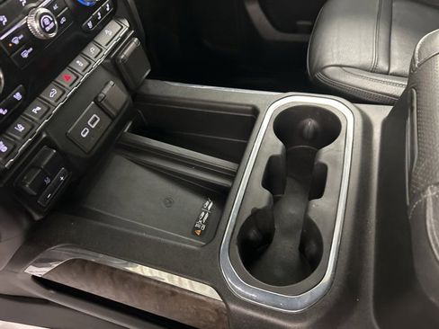Used 2021 GMC Sierra 2500 Denali w/ Denali Ultimate Package image 23