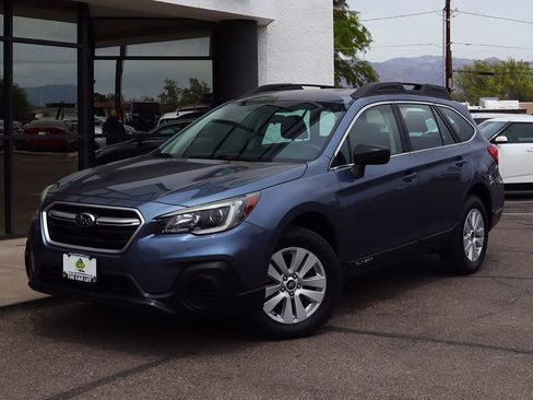 Used 2018 Subaru Outback 2.5i image 2