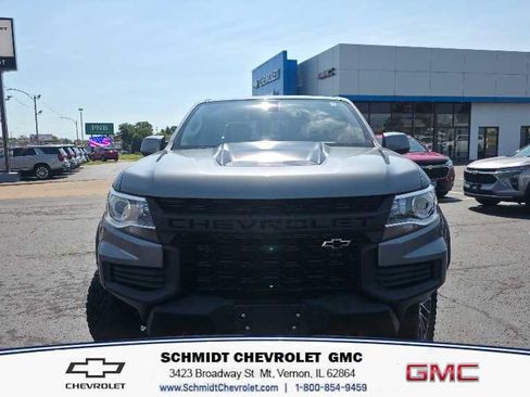 Used 2022 Chevrolet Colorado ZR2 AWD/4WD image 2