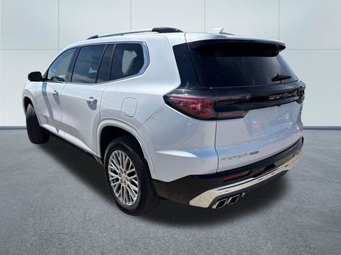 Used 2025 GMC Acadia Denali AWD/4WD image 2