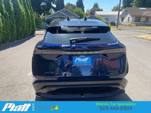 Used 2023 Nissan Ariya AWD/4WD image 10