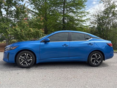 Certified 2024 Nissan Sentra SV FWD image 22