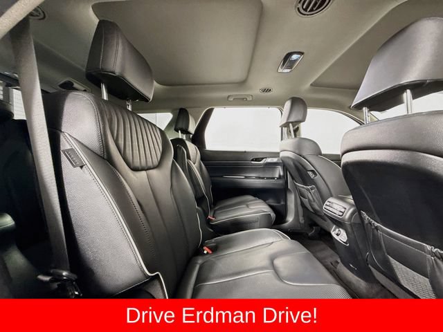 Used 2023 Hyundai Palisade Limited AWD/4WD image 28