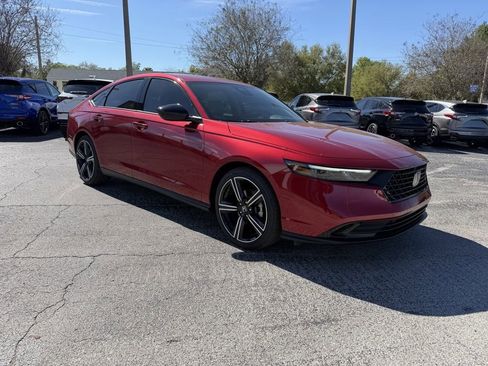 Used 2026 Honda Accord SE image 2