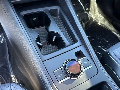 New 2026 Volkswagen Tiguan SE R-Line FWD image 17