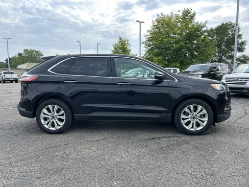 Certified 2020 Ford Edge Titanium w/ Equipment Group 301A AWD/4WD image 3