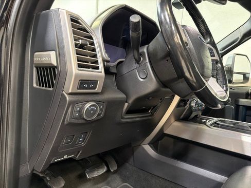 Used 2017 Ford F250 Platinum w/ Platinum Ultimate Package image 15