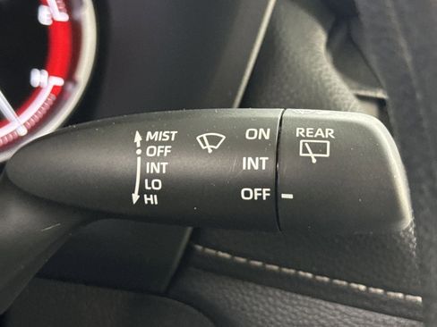 Used 2025 Toyota RAV4 LE AWD/4WD image 43