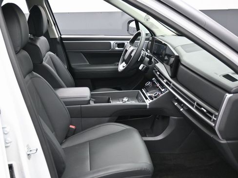 Used 2024 Hyundai Santa Fe SEL image 34