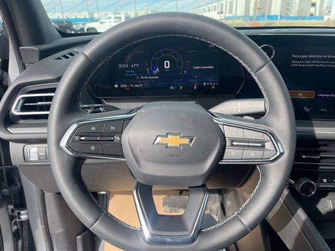 Used 2025 Chevrolet Traverse LT w/ LPO, Floor Liner Package image 14