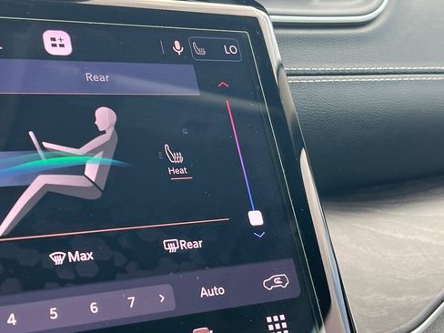 Used 2021 Jeep Grand Cherokee L Limited image 31