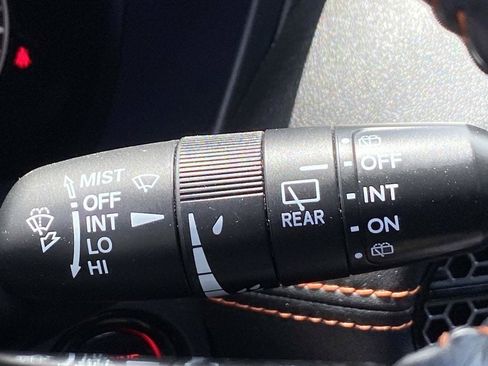Used 2024 Honda HR-V Sport image 17