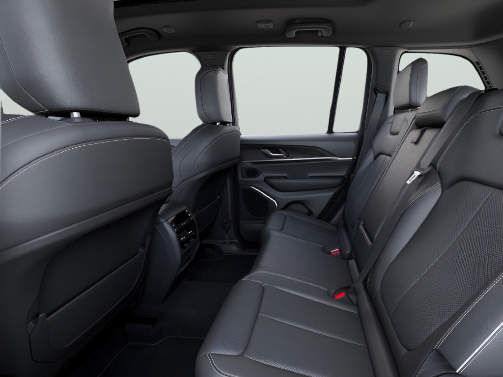 New 2027 Jeep Grand Cherokee Limited AWD/4WD image 24