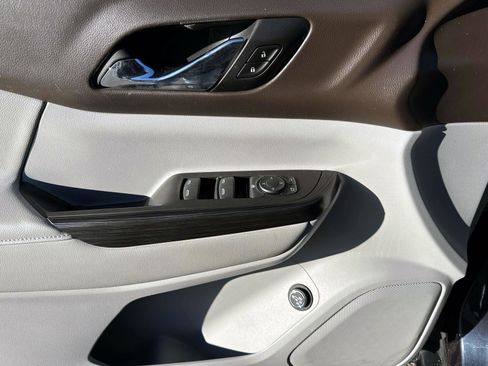 Used 2018 GMC Acadia SLT w/ LPO, Protection Package image 14