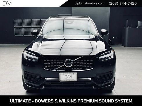Used 2024 Volvo XC90 T8 Ultimate AWD/4WD image 11