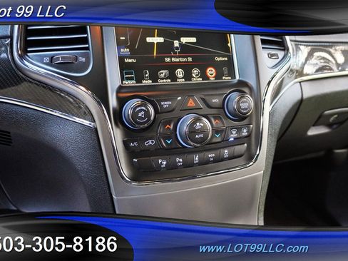 Used 2017 Jeep Grand Cherokee SRT image 24