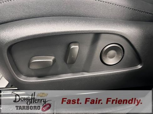 New 2026 Chevrolet Equinox LT w/ Convenience Package II image 32