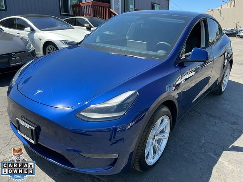Used 2023 Tesla Model Y Long Range AWD/4WD image 94