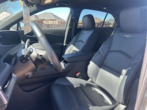 Certified 2024 Cadillac XT4 Sport w/ Technology Package image 15